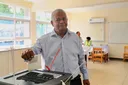 Seychelles president faces tight run-off after opposition's first round win
