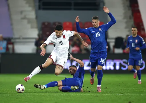 Shqipëria dhe Kosova përparojnë në listën e FIFA-s, BeH-ja dhe Serbia shënojnë rënie