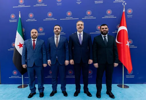 تركيا وسوريا تبحثان التعاون الأمني في اجتماع رفيع بأنقرة