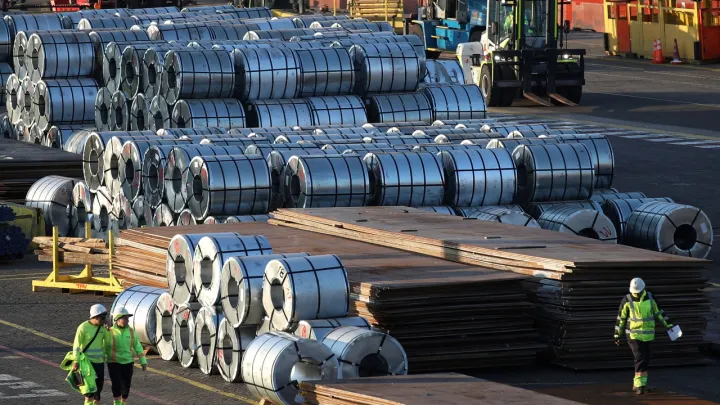 A China 'não tem medo' de guerra comercial após Trump ameaçar com novas tarifas