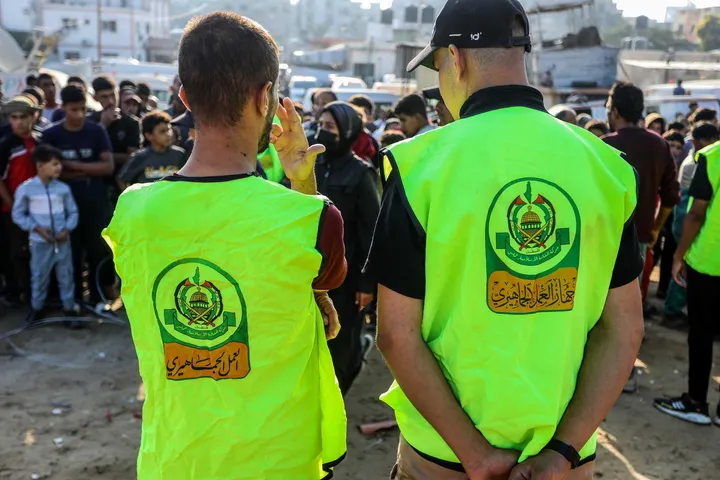 د حماس ځواکونو د غزې د هغې 'جنایتکارې ډلې' ۳۲ غړي وژلي چې د مرستندویه توکو په غلا کې یې لاس درلود