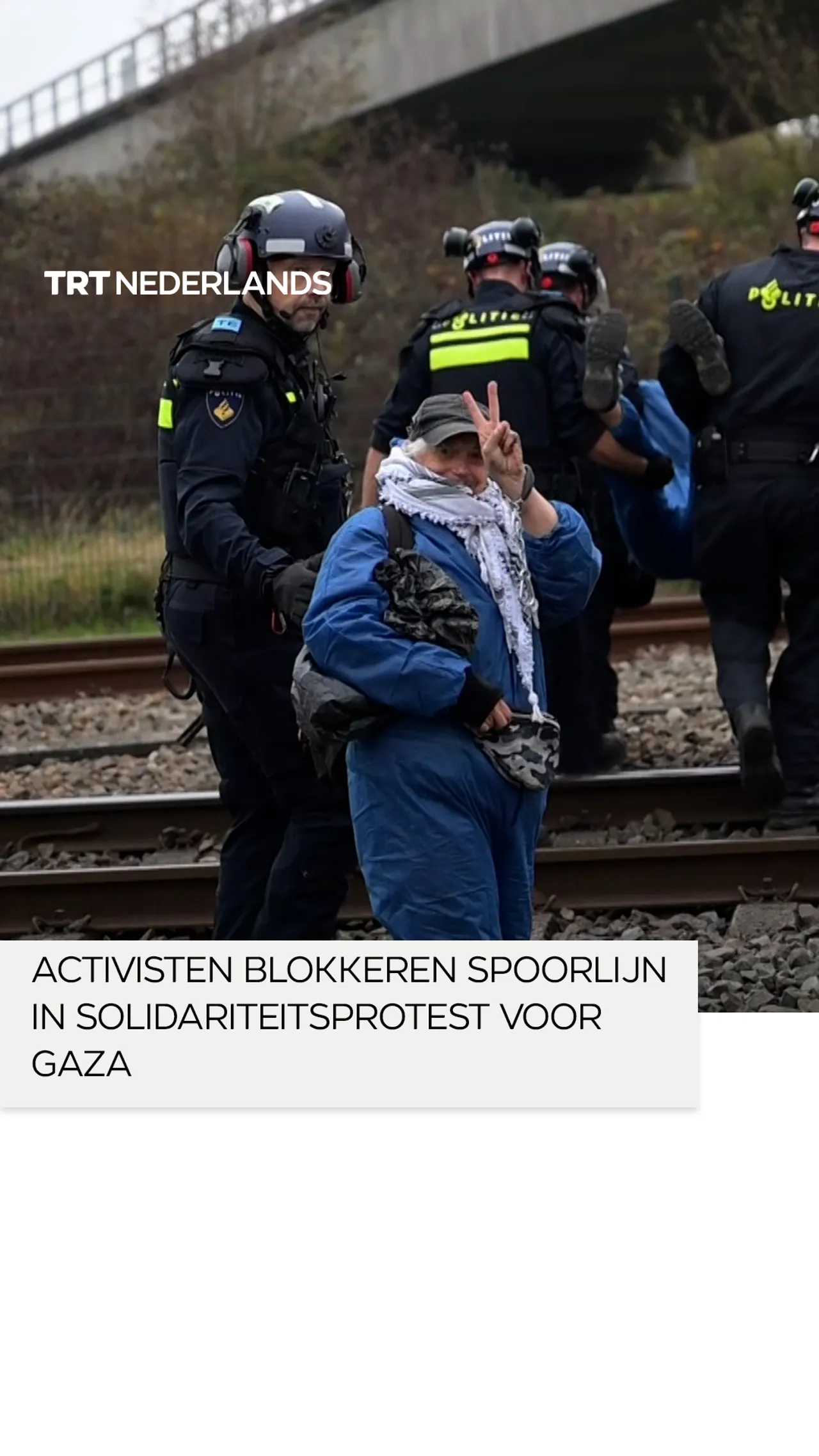 Meerdere arrestaties bij blokkade spoorweg met protest voor solidariteit met Gaza in Rotterdam