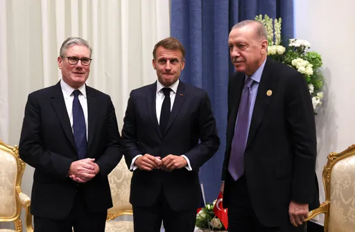 أردوغان يلتقي قادة دول على هامش قمة شرم الشيخ.. ويؤكد: بذلنا جهوداً مكثفة لإنهاء الحرب
