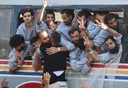 فلسطينيون محرّرون يصلون إلى غزة بأوضاع صحية صعبة.. والقسام: سنسلّم اليوم جثامين 4 أسرى
