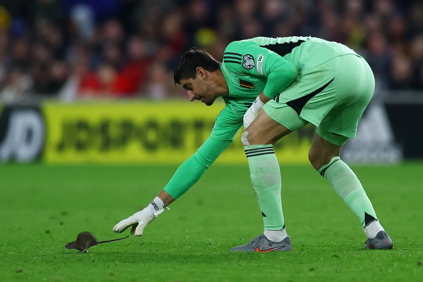 Courtois ba zai buga wasan Real Madrid da Olympiacos ba