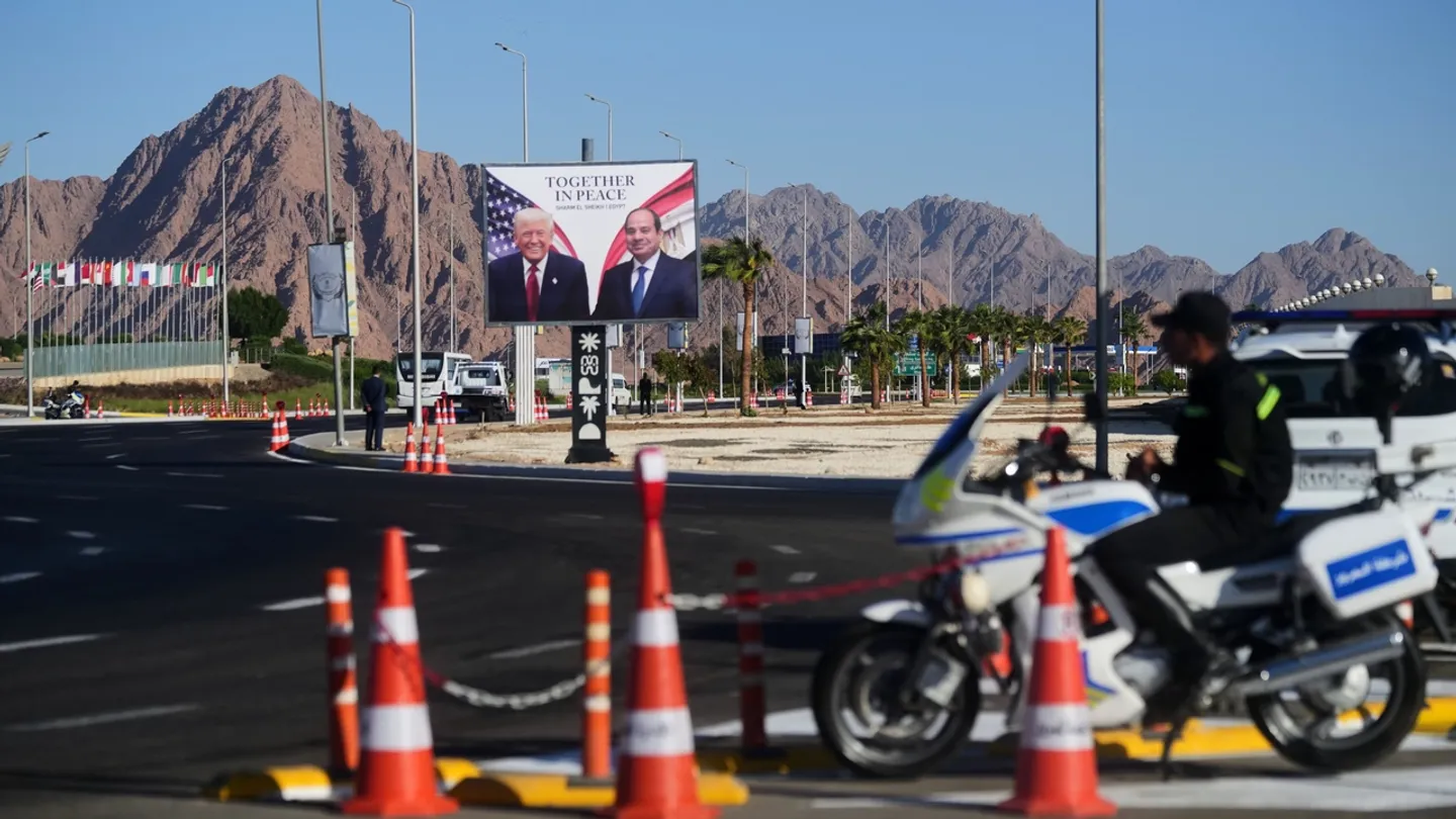 بحضور أردوغان.. استعدادات في شرم الشيخ لانطلاق القمة الدولية بشأن إنهاء الحرب على غزة