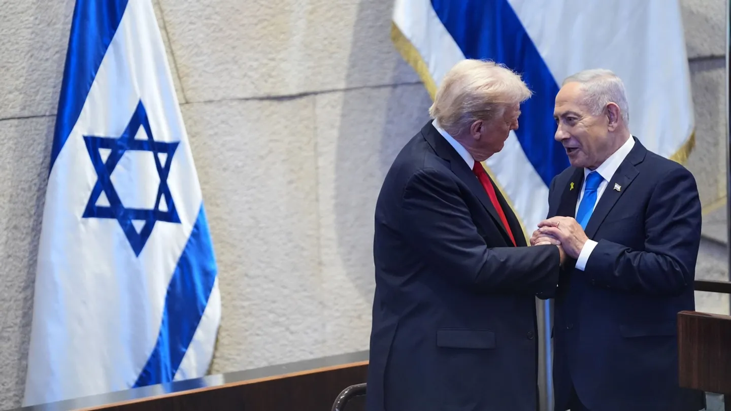 «Сигары и немного шампанского»: Трамп требует помиловать Нетаньяху