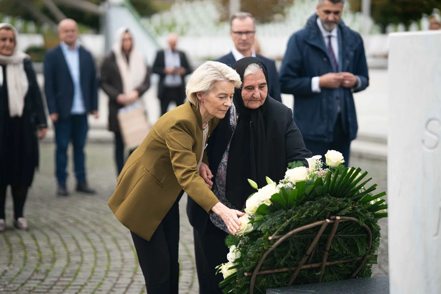 Ursula von der Leyen u Potočarima: EU će zauvijek pamtiti genocid u Srebrenici