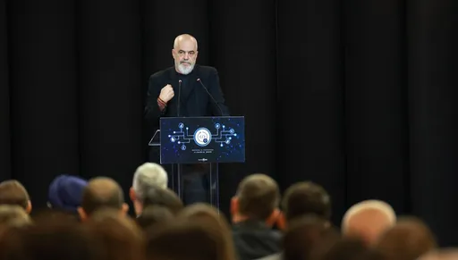 Rama: Hapim dyert e institucioneve ndaj inovatorëve për krijimin e modeleve të IA-së