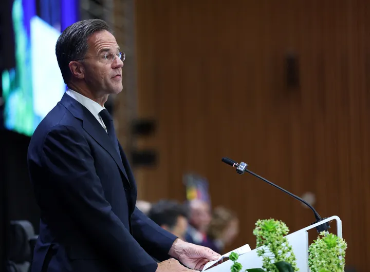 دبیرکل ناتو در کی‌یف: حملات شبانه روسیه نشان می‌دهد مسکو برای صلح جدی نیست