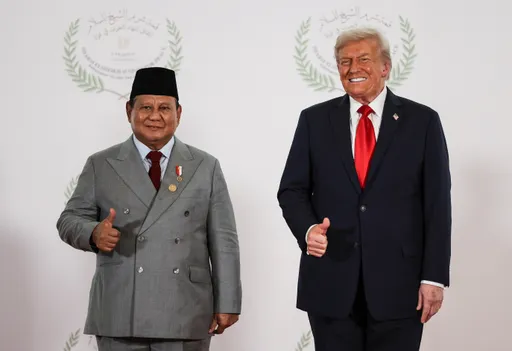 Prabowo dan Trump tertangkap ‘Hot Mic’ bahas kemungkinan pertemuan dengan Eric Trump