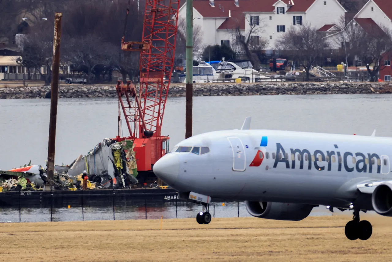 واشنطن تقر بمسؤولية جزئية للحكومة عن تصادم طائرة ركاب ومروحية