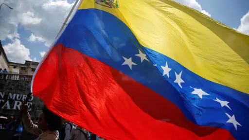 Venezuela fecha embaixada na Noruega após entrega do Nobel da Paz a líder da oposição pró-Israel