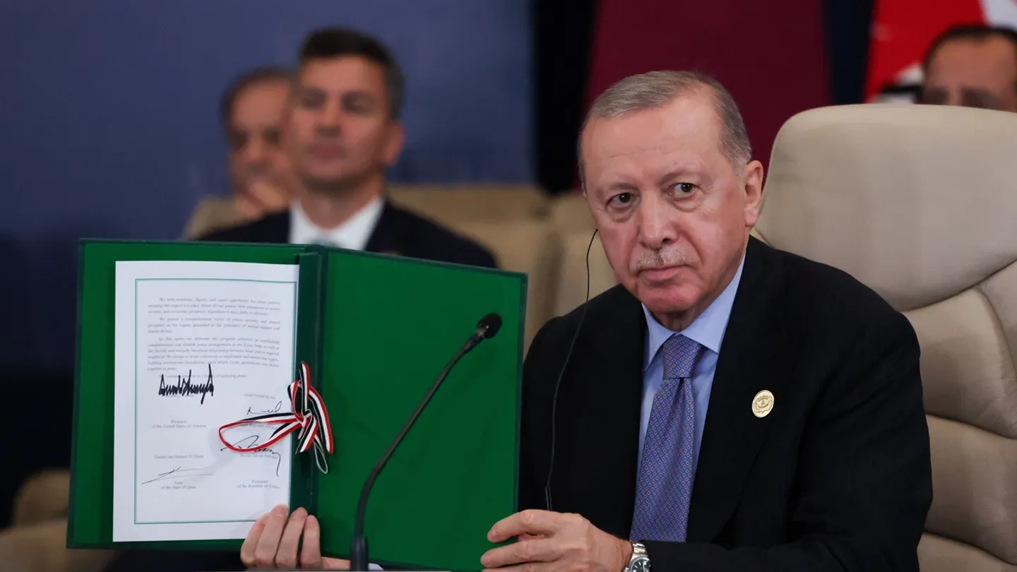Türkiye, Egito, Catar e EUA assinam documento sobre acordo de cessar-fogo em Gaza