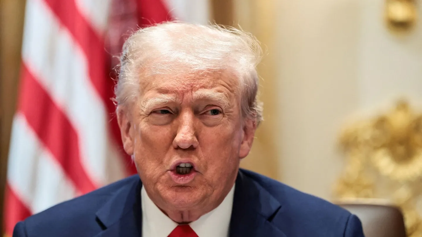 Трамп обиделся на Time из-за «худшего фото»