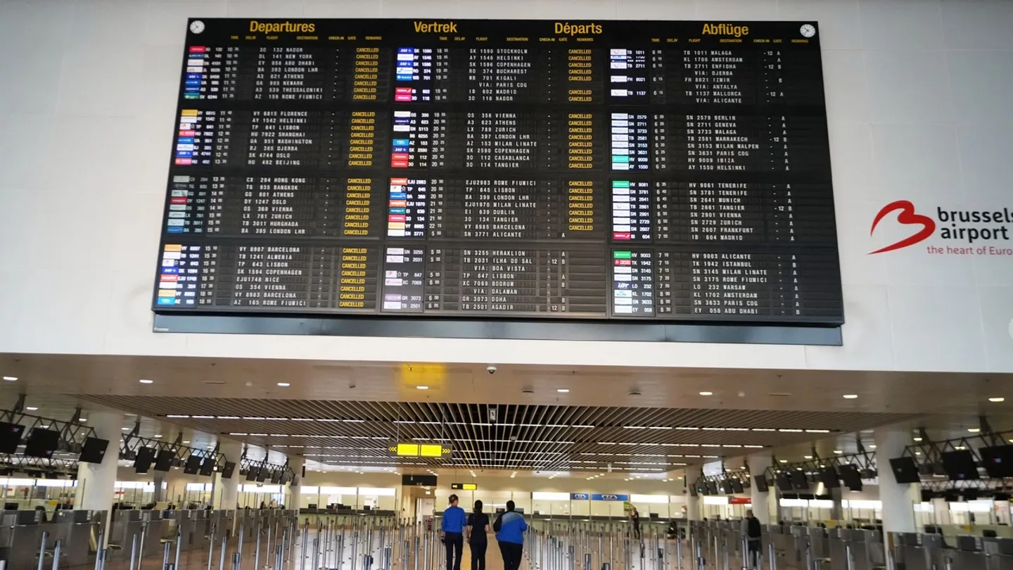 Belgiyadä êş taşlaw çarası hawa transportın tuqtattı