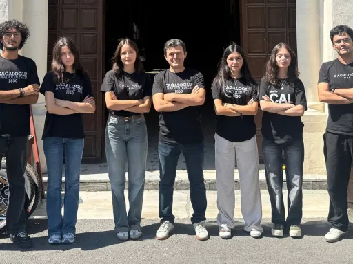 Estudantes turcos do ensino secundário fazem história no CERN com projeto de física premiado