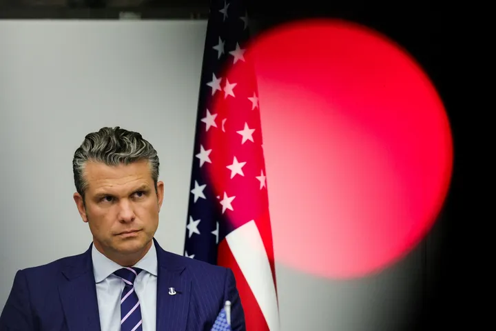 США начинают военную операцию против наркоторговцев