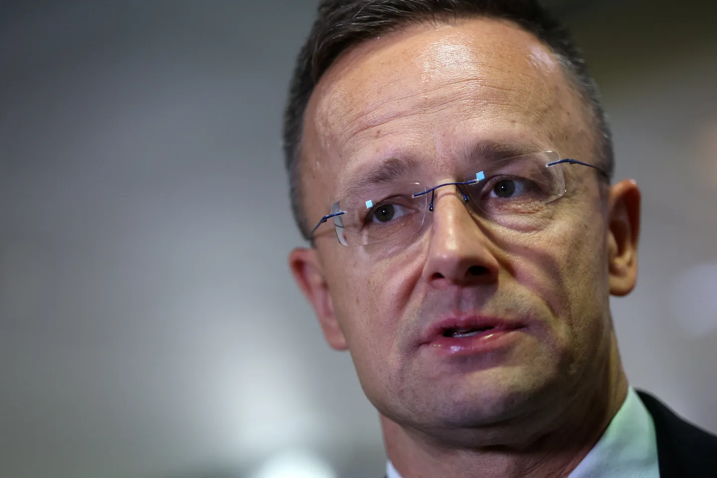 Szijjarto najavio da bi mađarski MOL mogao da preuzme dio Naftne industrije Srbije