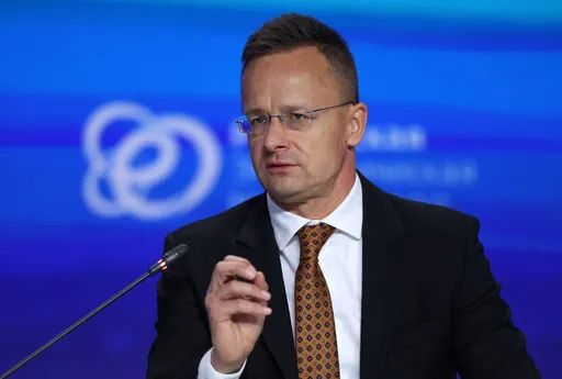 Szijjarto: Mađarska spremna ugostiti samit SAD-a i Rusije