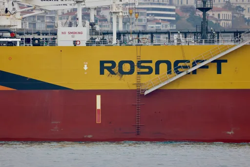 US imposes Ukraine-related sanctions on Russian oil companies Rosneft, Lukoil