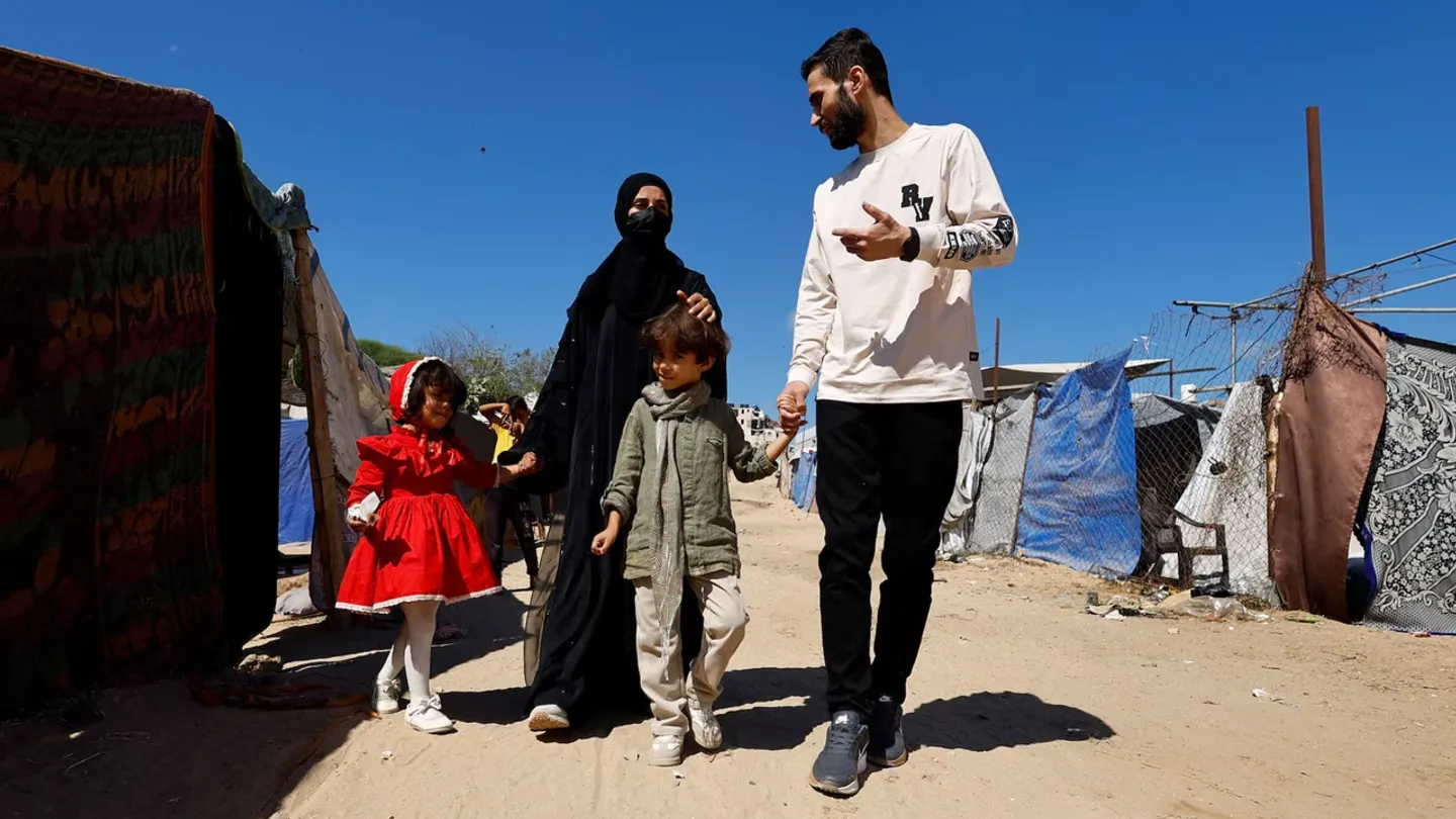 «Кладбище для живых»: палестинский заложник рассказал об издевательствах в израильском плену
