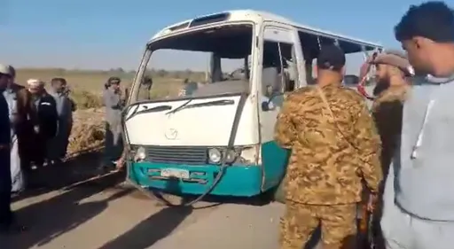 قتلى وجرحى بانفجار استهدف حافلة تقل عناصر حراسة منشآت نفطية شرقي سوريا