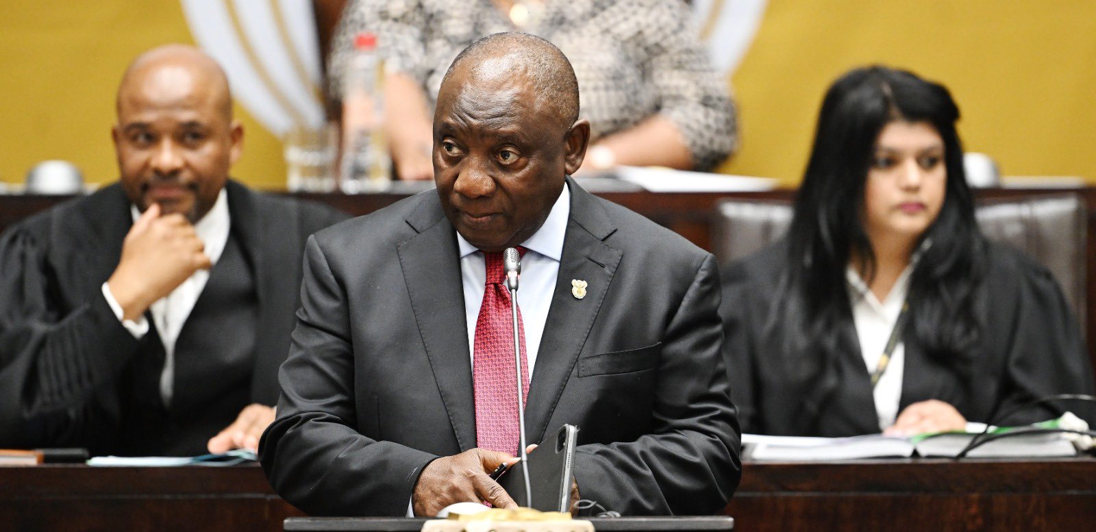 Cyril Ramaphosa amsimamisha kazi Mkuu wa Idara ya Usalama ya Afrika Kusini