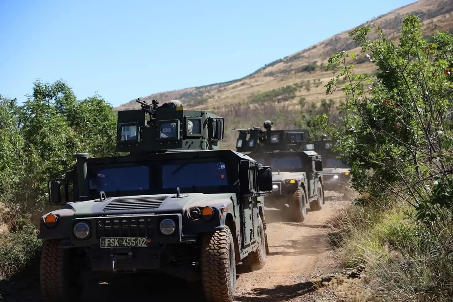 Automjetet e FSK-së hynë gabimisht në territorin e Mitrovicës së Veriut