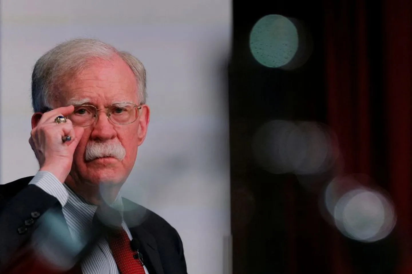 Bivši Trumpov savjetnik John Bolton optužen za odavanje tajnih podataka