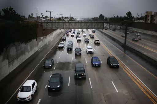 Хибридните возила ја загадуваат животната средина речиси колку и возилата на бензин