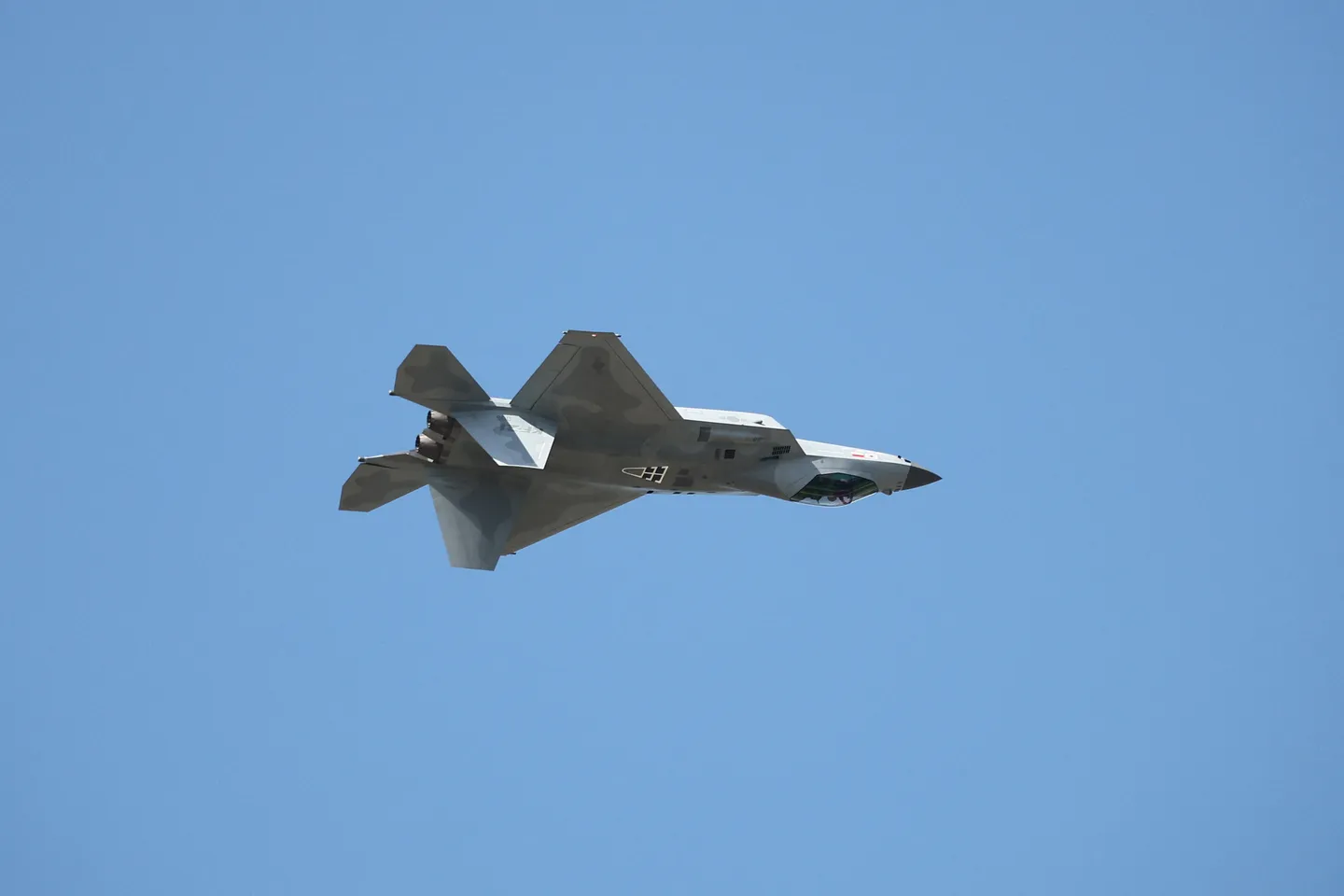 한국 국회 국방부 예산 3천억 원 증액, AI와 차세대 전투기 투자 확대