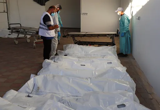 Israel mata a 11 miembros de una misma familia en Ciudad de Gaza