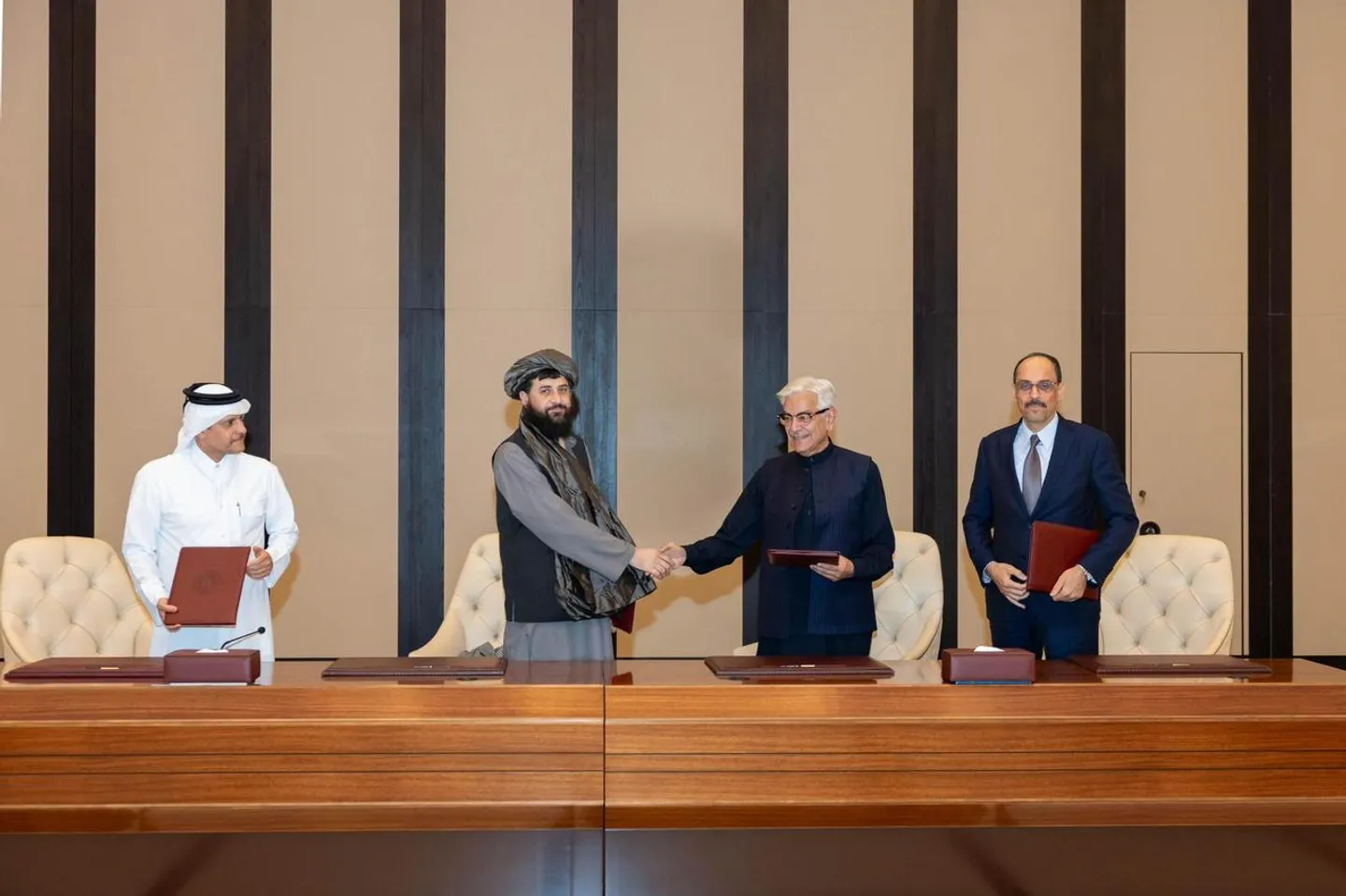 بوساطة تركيا وقطر.. باكستان وأفغانستان تتفقان على وقف فوري لإطلاق النار