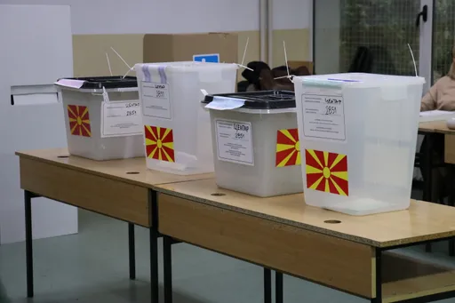 Otvorena biračka mjesta za osme lokalne izbore u Sjevernoj Makedoniji