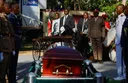Raila Odinga ashushwa kaburini kwa heshima ya kijeshi