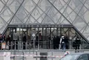 Thieves break into Louvre museum and flee with 'priceless' jewellery pieces