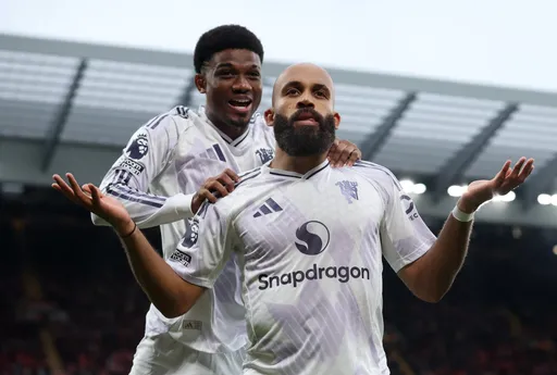 AFCON: Man U za ta rasa Mbeumo, Diallo, da Mazraoui a Disamba da Janairu