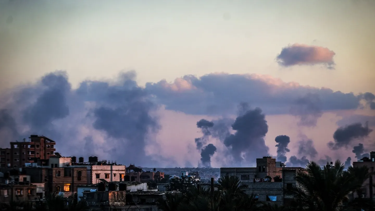 Fresh Israeli strikes kill at least 21 Palestinians in Gaza despite ceasefire