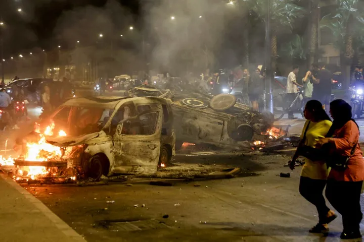 Maroc: les manifestations entachées par des violences, deux morts