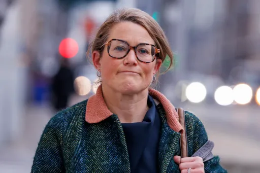 Rechterlijke macht tikt minister Van Bossuyt op de vingers: “Aantasting van de rechtsstaat”