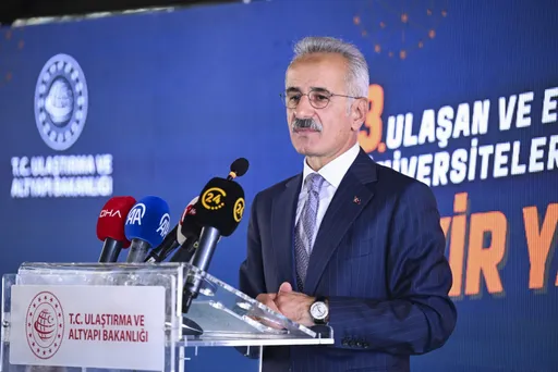 وزیر حمل‌ونقل و زیرساخت: زیرساخت 5G ترکیه بنیان اکوسیستم دیجیتال آینده خواهد بود