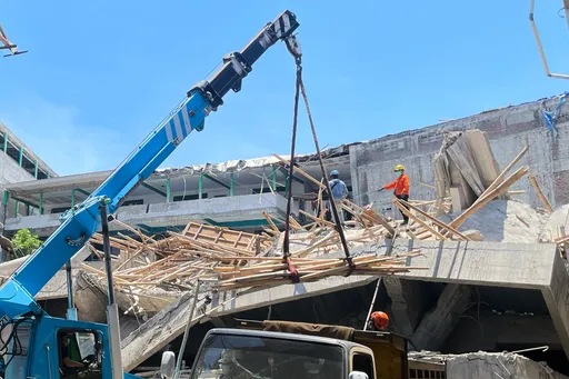 No more signs of life detected in collapsed Indonesian school, 59 still feared buried