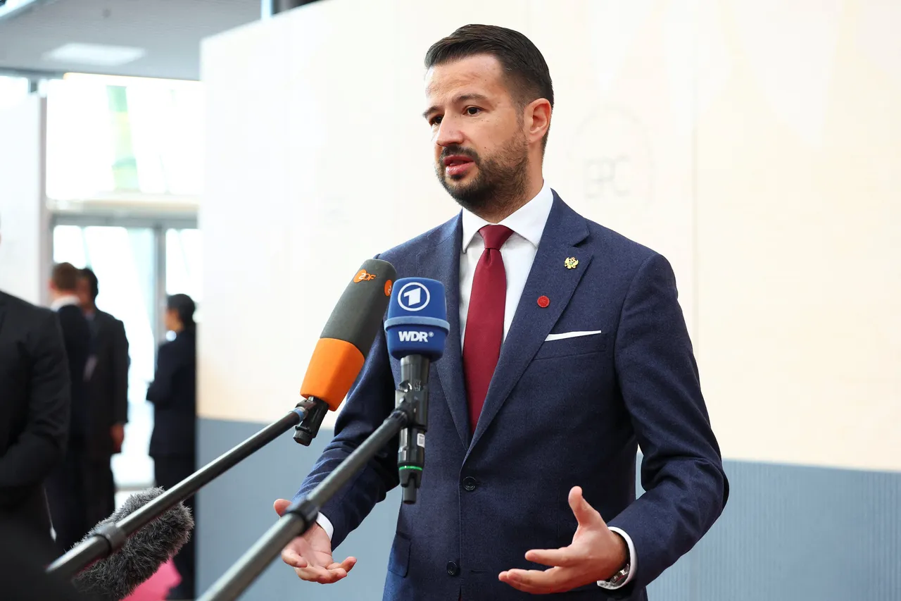 Парламент на Црна Гора ги усвои измените на Законот за гарантирање на неработна недела