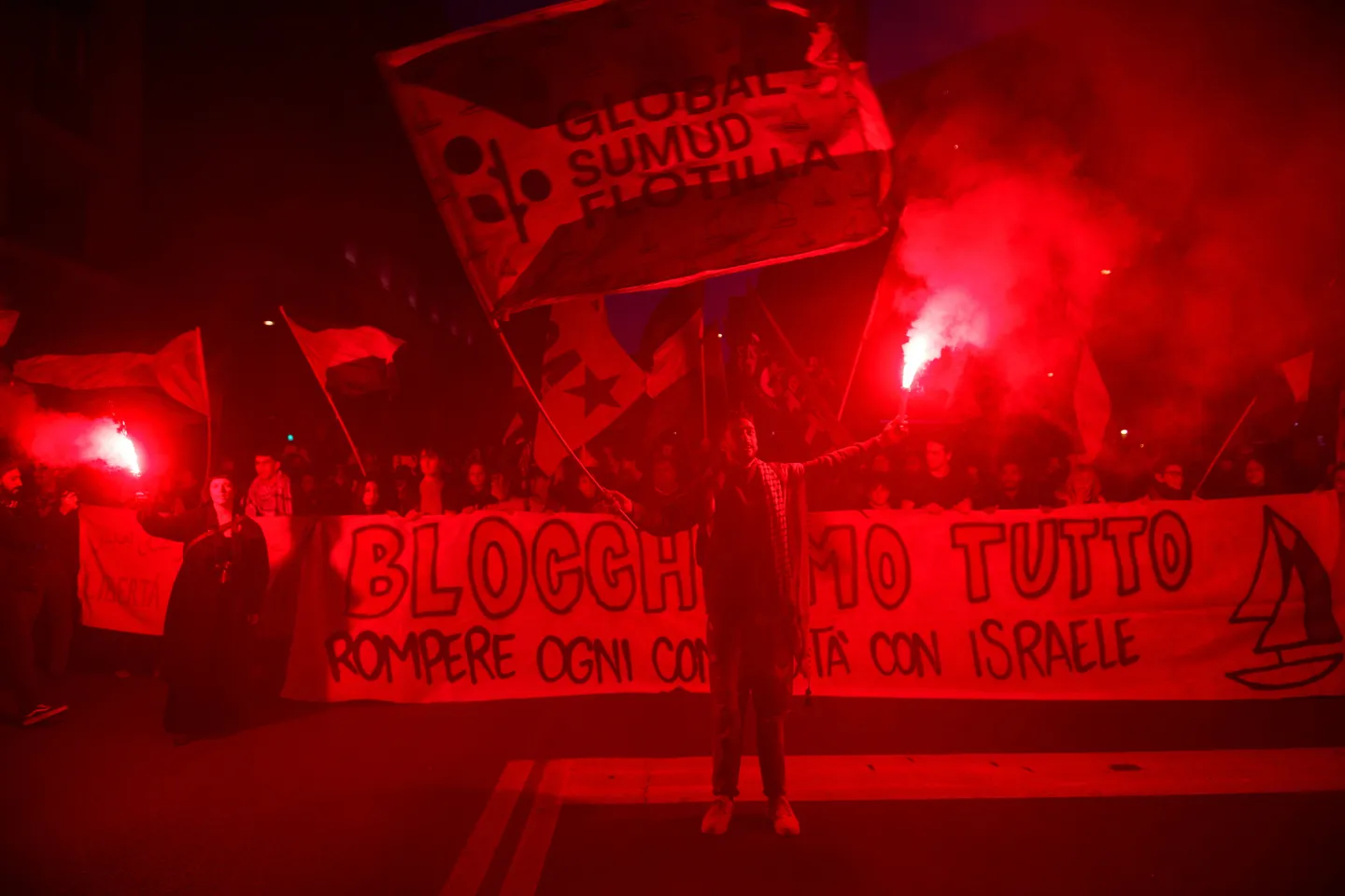 Protests rage in Italy on Day 2 over Israel's storming of Sumud Flotilla, nationwide strike looms