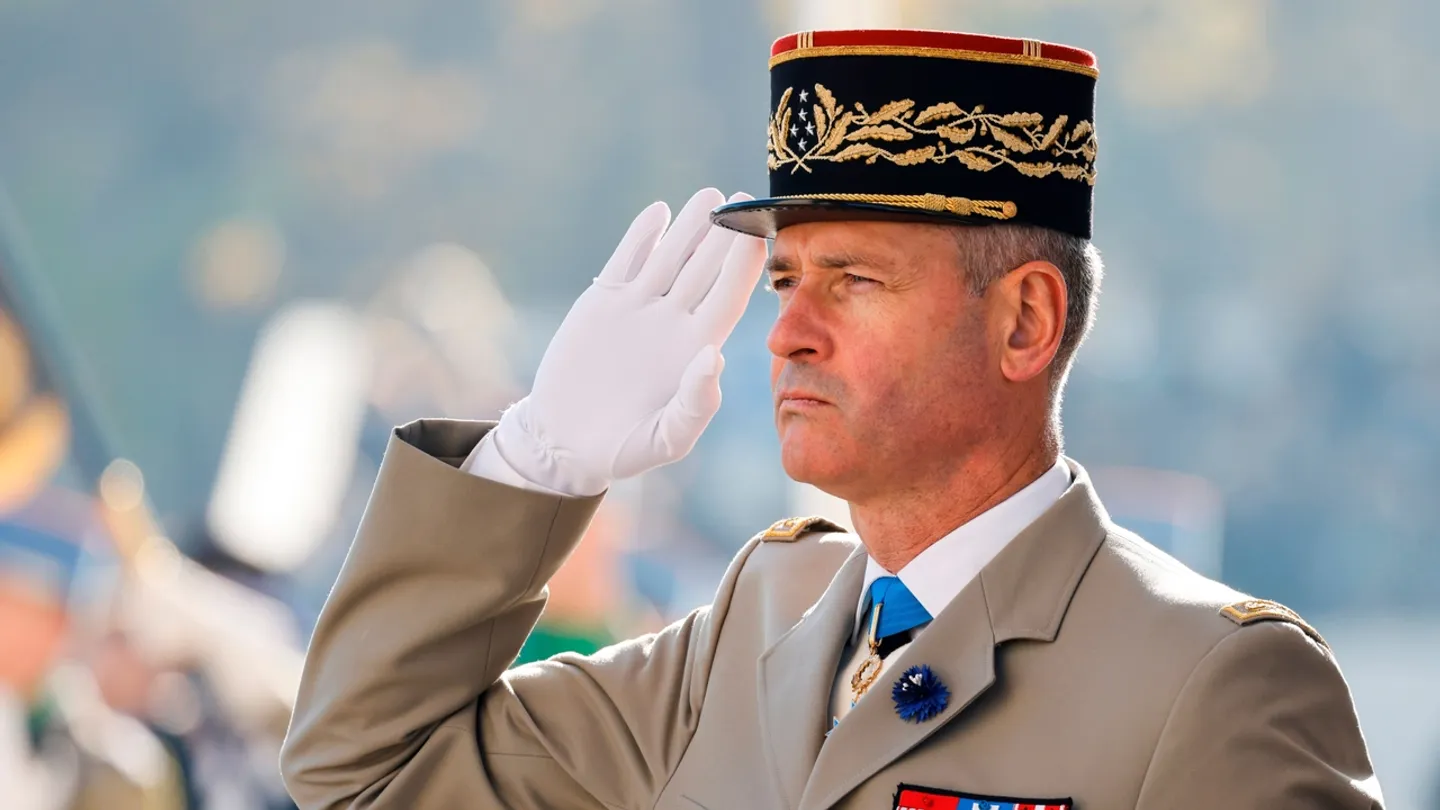 Французский генерал призвал готовиться к войне «с сегодняшнего вечера»