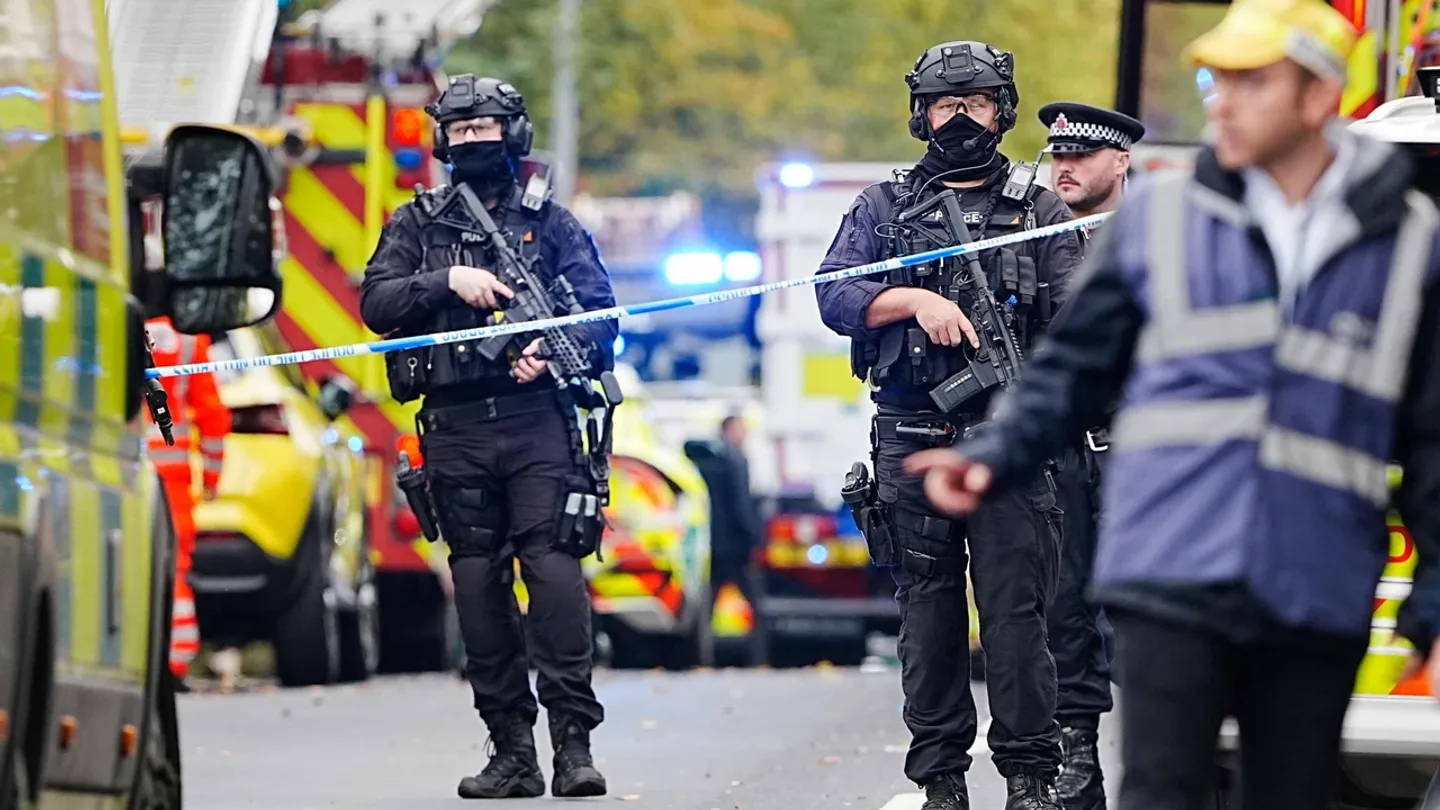 Нападение у синагоги в Манчестере: что известно?