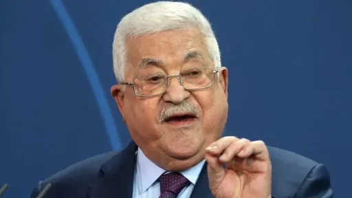 عباس يُشيد بمواقف تركيا ودول عربية في دعم فلسطين ورفض الضمّ والتهجير