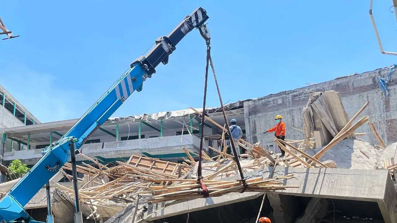 Cimerelgän internat-mäktäptän tawış-tın yuq