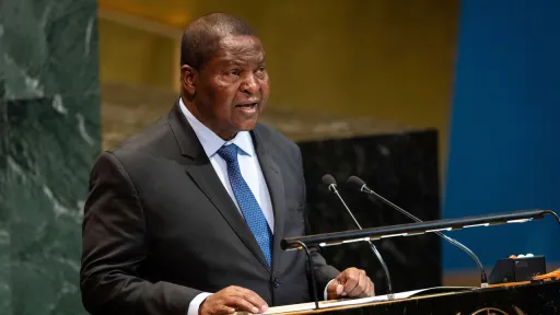 Central African Republic's president submits candidacy for re-election
